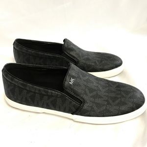 Michael kors slid on